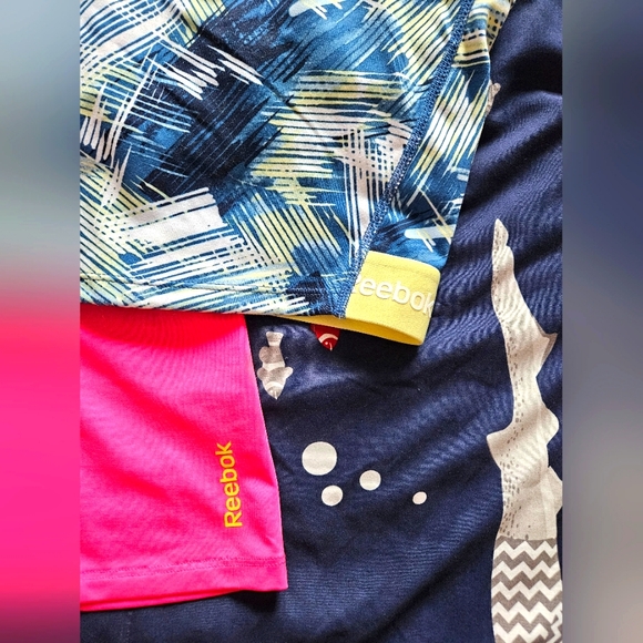 Women's Reebok bundle - Picture 3 of 9